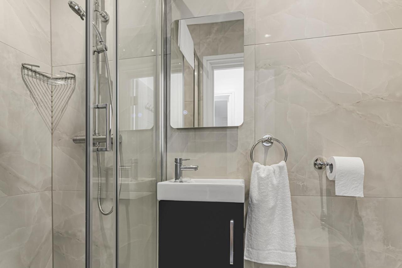 Modern 3 And 2 Bedroom Apartment In Maida Vale London Exterior photo