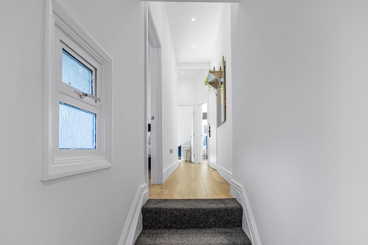 Modern 3 And 2 Bedroom Apartment In Maida Vale London Exterior photo